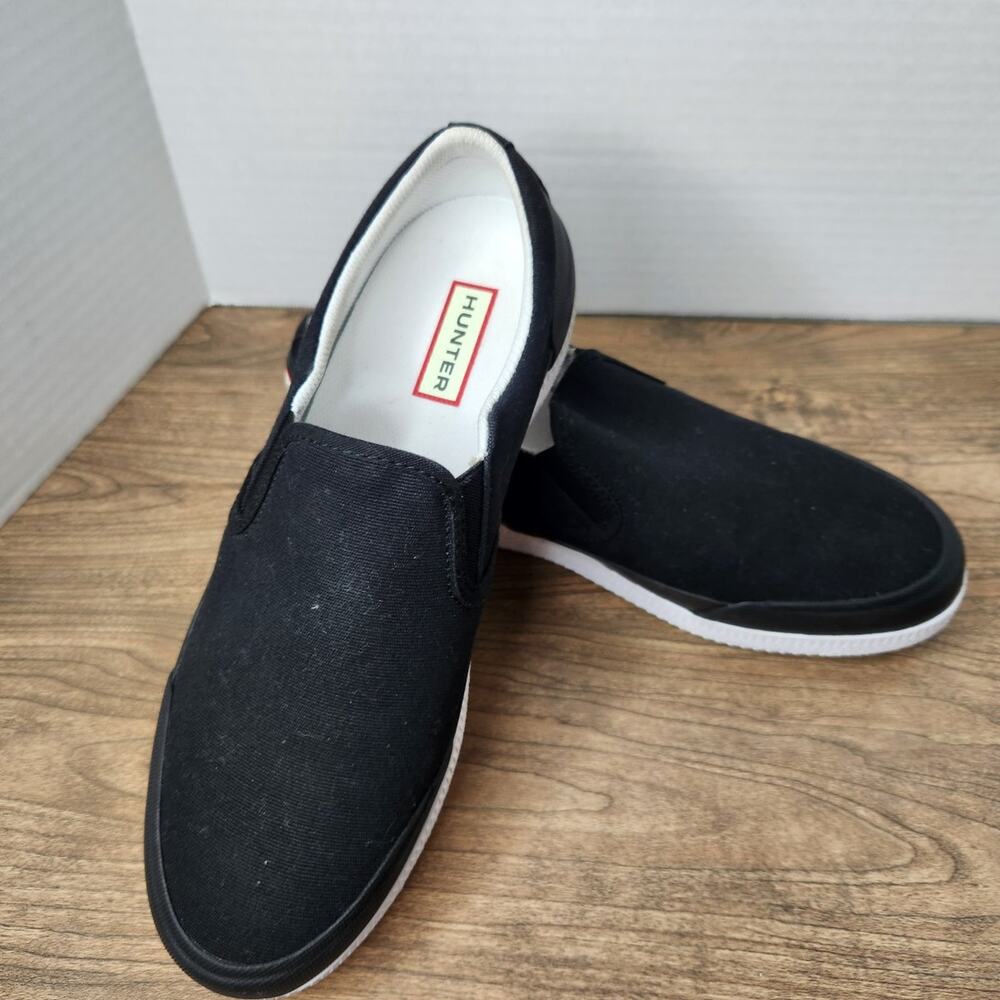Hunter black slip ons Men's size 8 NWoT